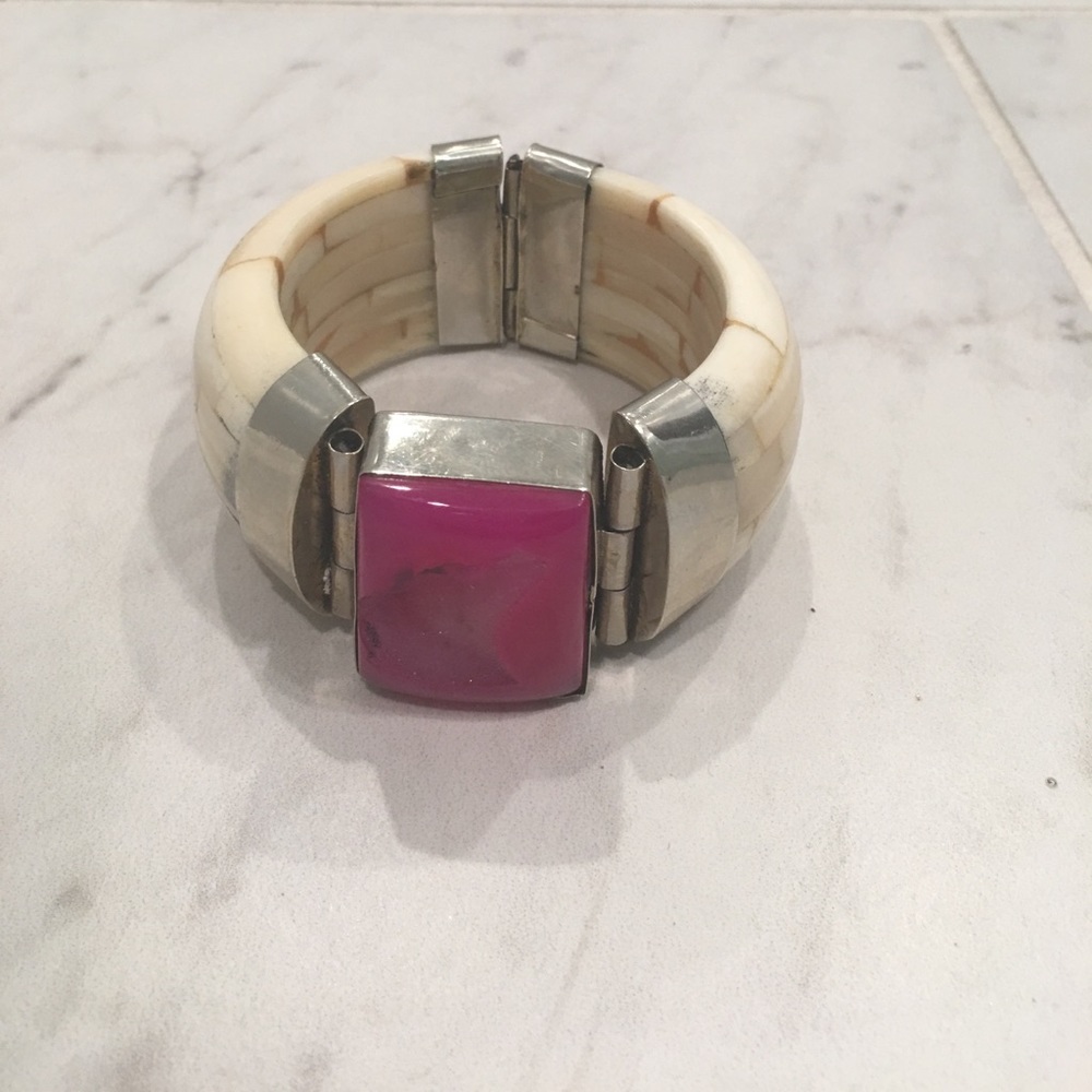 COPY - Statement bracelet